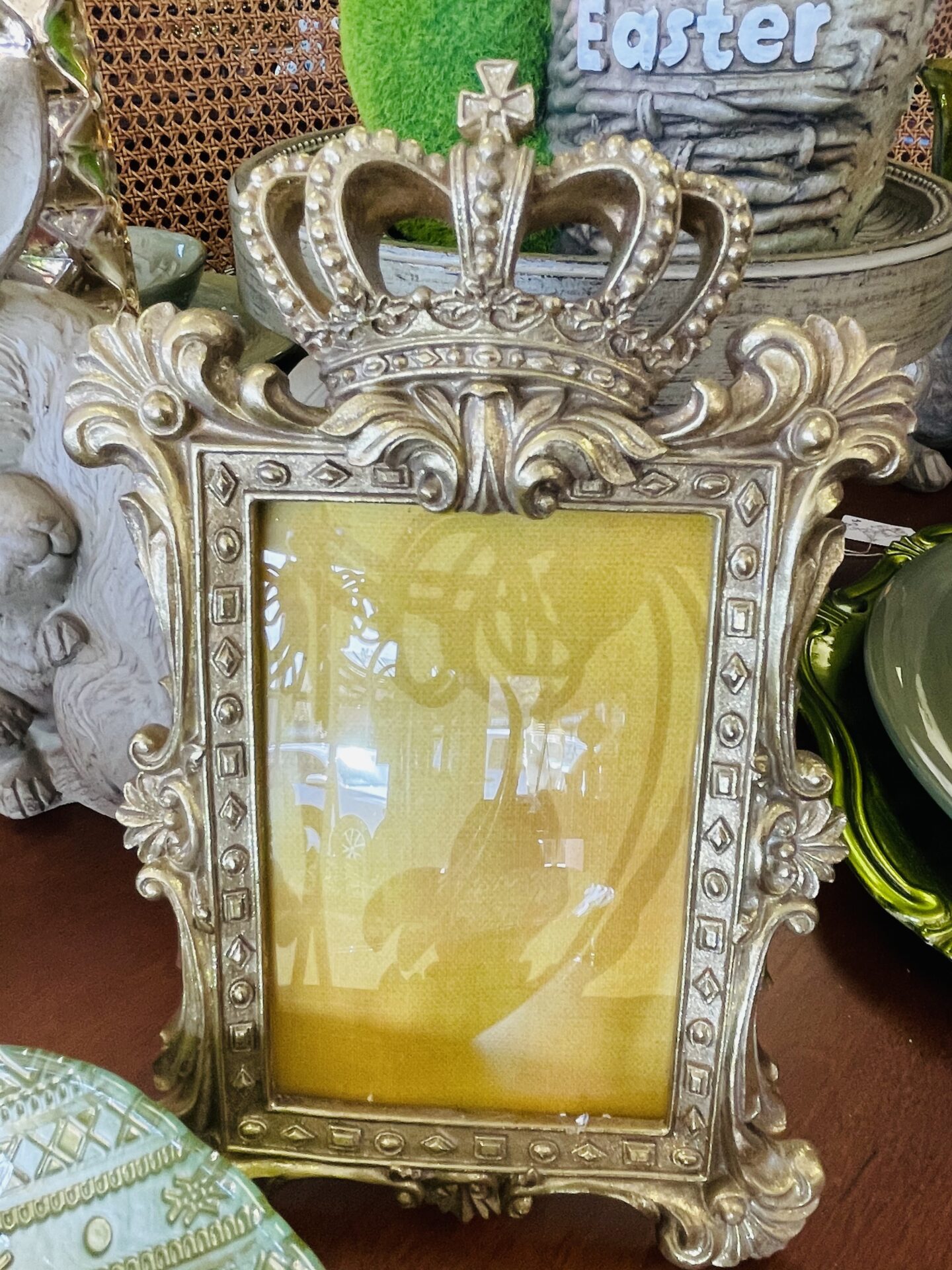 20F98C99-3A10-44FD-BB1F-28C9333E30F5 Consignment Store Albuquerque NM